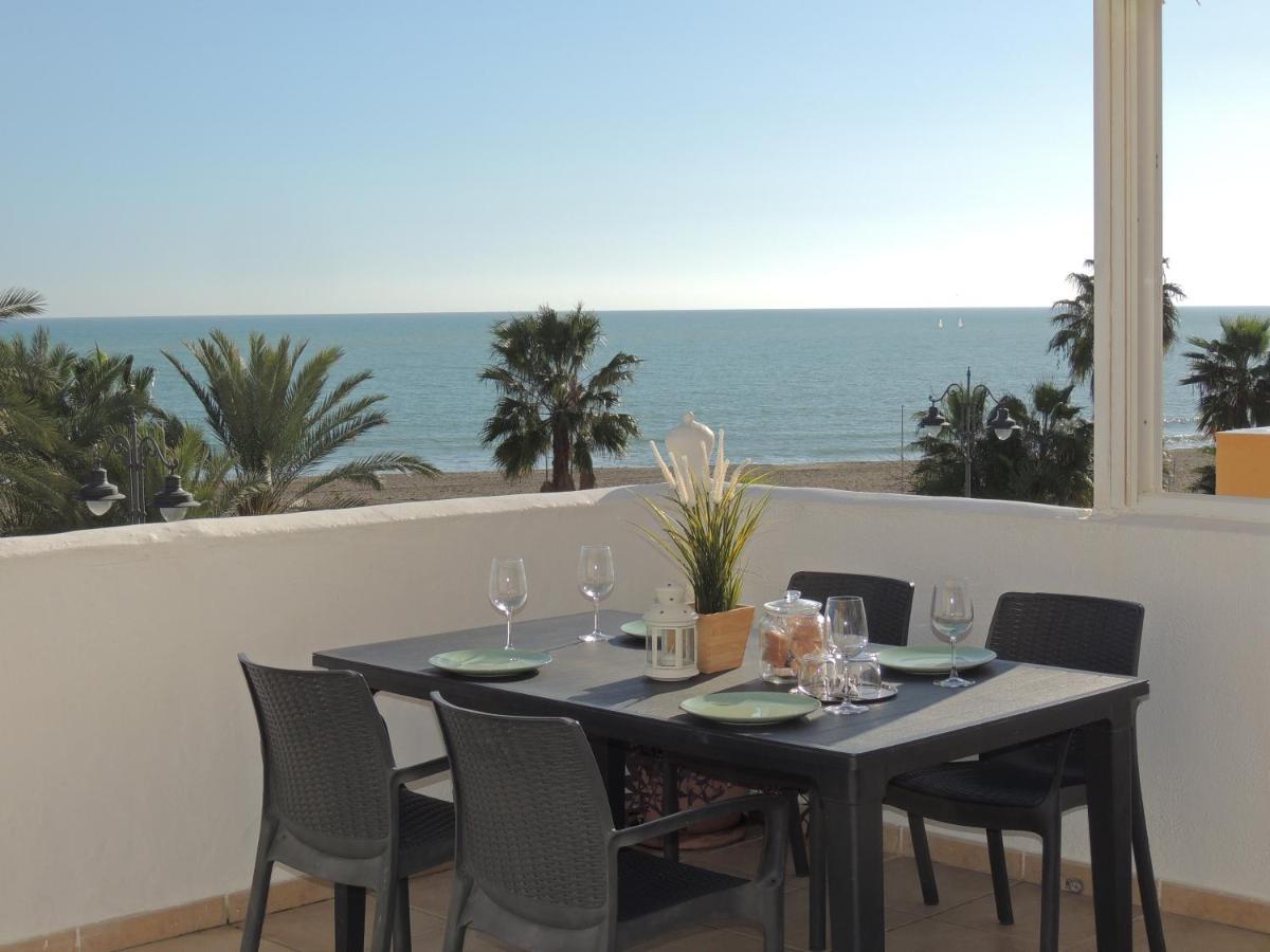 Ole Playa 5A Beach Front - A Pie De Playa, Sea Views - Vistas Al Mar, Puerto Marina เบนัลมาเดนา ภายนอก รูปภาพ