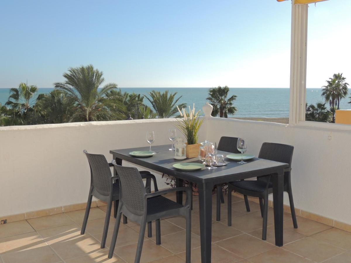 Ole Playa 5A Beach Front - A Pie De Playa, Sea Views - Vistas Al Mar, Puerto Marina เบนัลมาเดนา ภายนอก รูปภาพ