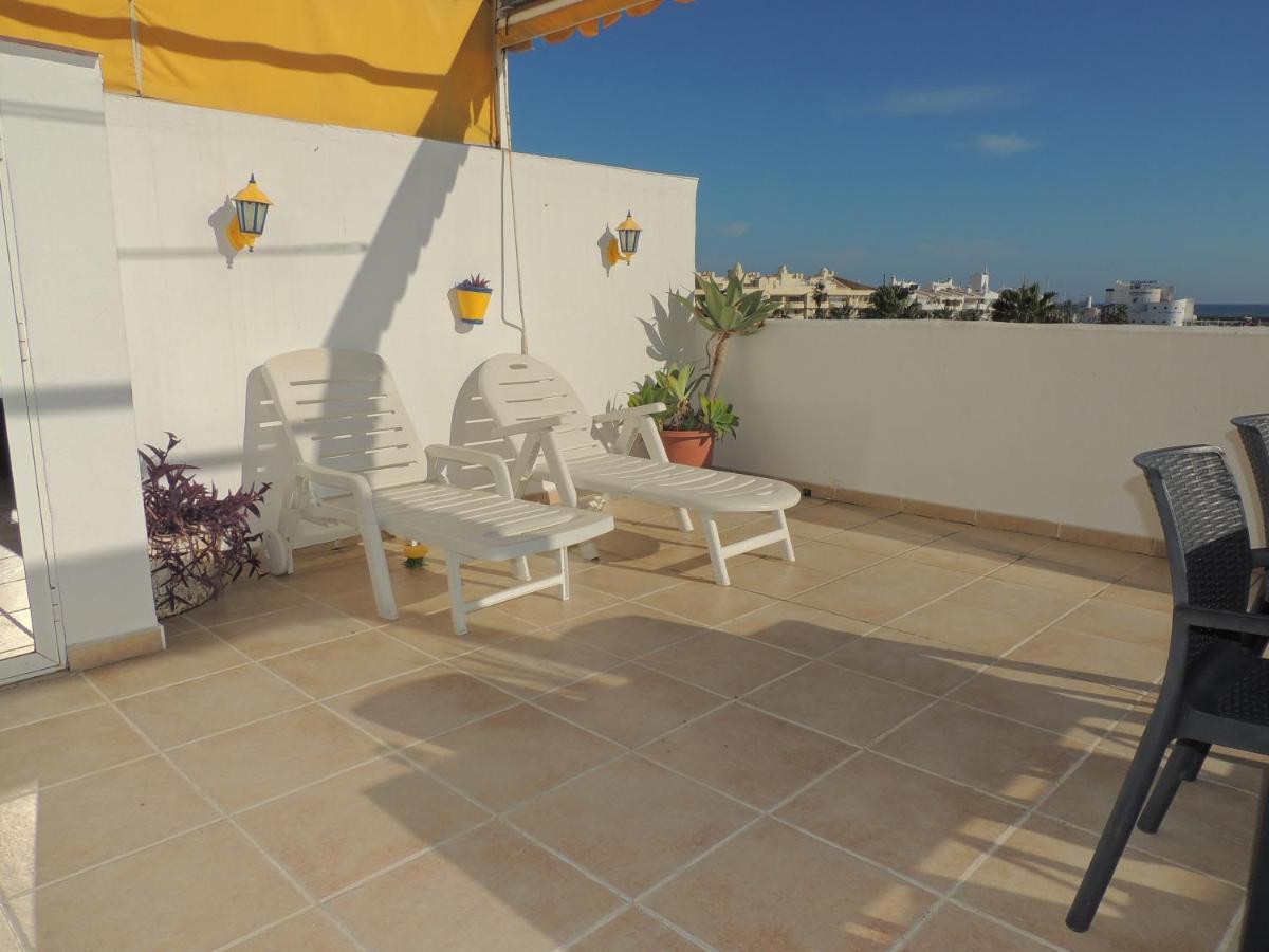Ole Playa 5A Beach Front - A Pie De Playa, Sea Views - Vistas Al Mar, Puerto Marina เบนัลมาเดนา ภายนอก รูปภาพ