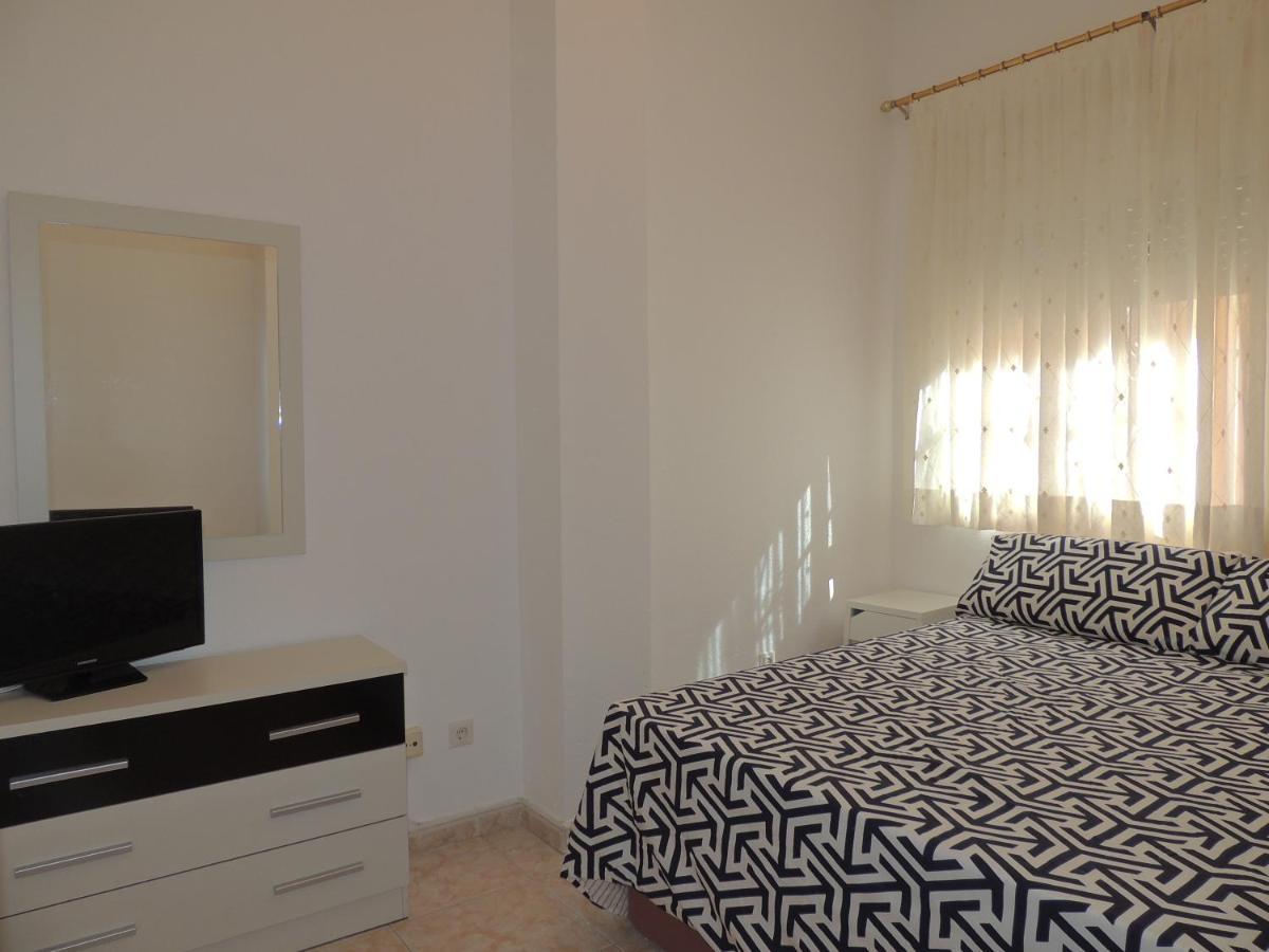 Ole Playa 5A Beach Front - A Pie De Playa, Sea Views - Vistas Al Mar, Puerto Marina เบนัลมาเดนา ภายนอก รูปภาพ